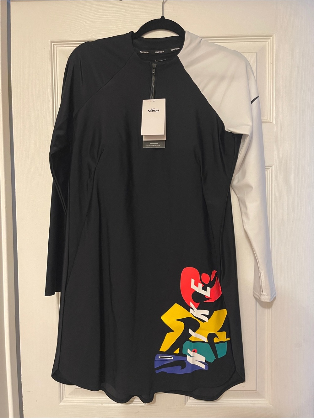 Nike Swim Black & White Long Sleeve Rash Dress with Multicolor Graphic M NWT